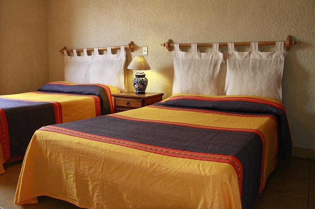 Hostal Casa Castillo Morelia Kültér fotó